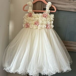 Tulleen Toddler Girl Flower Girl Dress